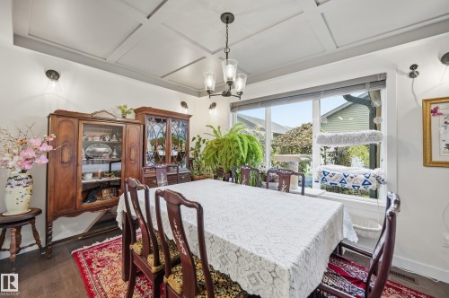 22112 88 Avenue, Edmonton, AB - Indoor Photo Showing Dining Room