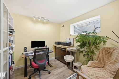 22112 88 Avenue, Edmonton, AB - Indoor Photo Showing Other Room