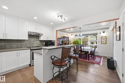 22112 88 Avenue, Edmonton, AB - Indoor Photo Showing Kitchen