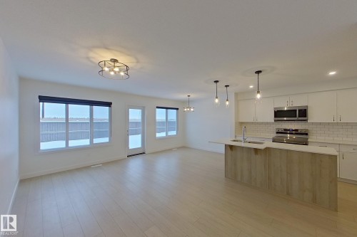 18910 29 Avenue, Edmonton, AB - Indoor Photo Showing Kitchen