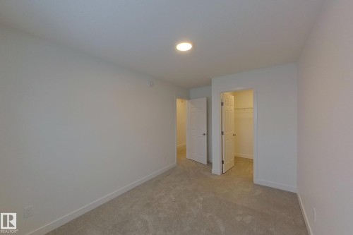 18910 29 Avenue, Edmonton, AB - Indoor Photo Showing Other Room