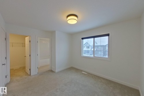 18910 29 Avenue, Edmonton, AB - Indoor Photo Showing Other Room