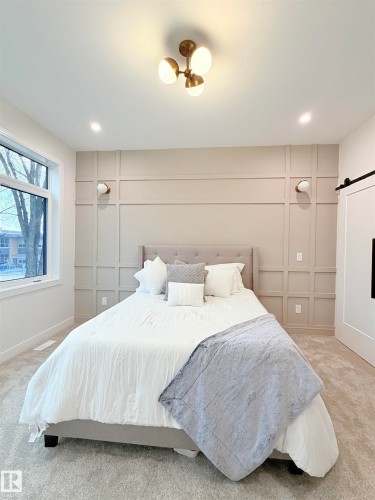 7942 89 Avenue, Edmonton, AB - Indoor Photo Showing Bedroom