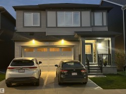 1019 OLD MAN CREEK Boulevard  Sherwood Park, AB T8H 3A2