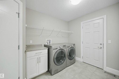 7122 Armour Link, Edmonton, AB - Indoor Photo Showing Laundry Room