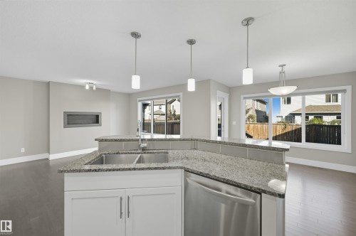 7122 Armour Link, Edmonton, AB - Indoor Photo Showing Kitchen With Double Sink With Upgraded Kitchen
