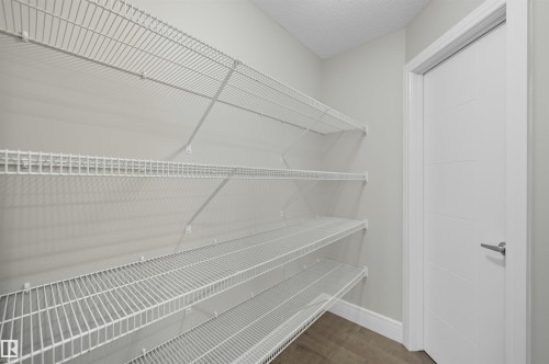 7122 Armour Link, Edmonton, AB - Indoor With Storage