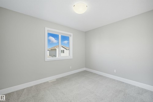 7122 Armour Link, Edmonton, AB - Indoor Photo Showing Other Room
