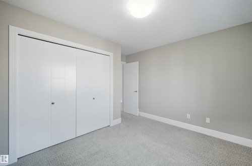 7122 Armour Link, Edmonton, AB - Indoor Photo Showing Other Room