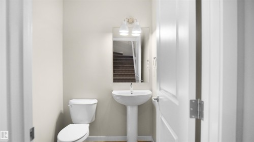 7116 51 Avenue, Beaumont, AB - Indoor Photo Showing Bathroom