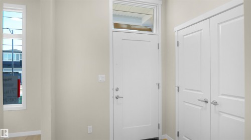 7116 51 Avenue, Beaumont, AB - Indoor Photo Showing Other Room