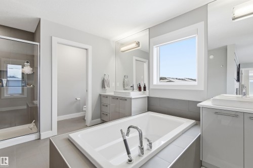 2046 Ware Road, Edmonton, AB - Indoor