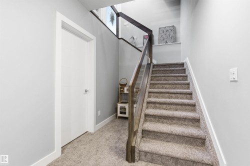 2046 Ware Road, Edmonton, AB - Indoor Photo Showing Other Room