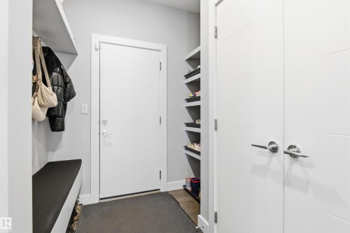 2046 Ware Road, Edmonton, AB - Indoor