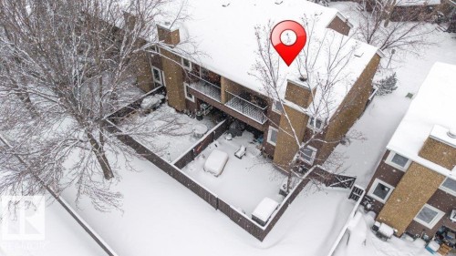 18010 96 Ave, Edmonton, AB - 