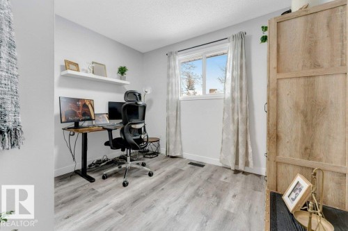18010 96 Ave, Edmonton, AB - Indoor Photo Showing Office