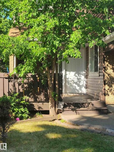 18010 96 Ave, Edmonton, AB - Outdoor