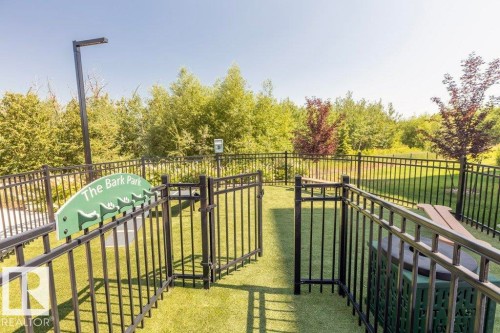 527 7463 May Common, Edmonton, AB - Outdoor