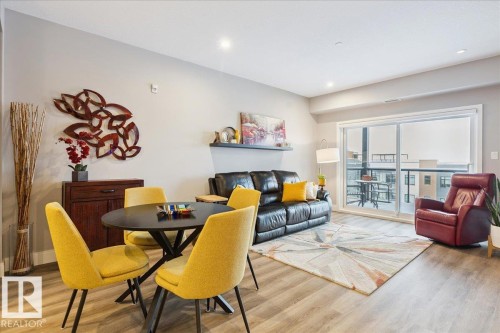 527 7463 May Common, Edmonton, AB - Indoor