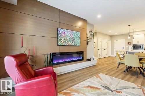 527 7463 May Common, Edmonton, AB - Indoor