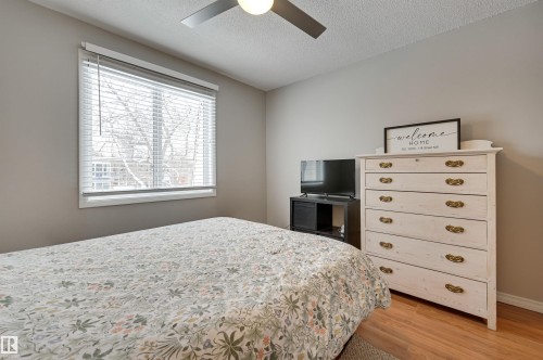 302 10230 114 Street, Edmonton, AB - Indoor Photo Showing Bedroom
