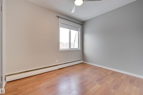 302 10230 114 Street, Edmonton, AB - Indoor Photo Showing Other Room