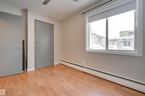 302 10230 114 Street, Edmonton, AB - Indoor Photo Showing Other Room