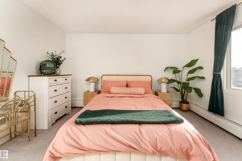 302 11435 41 Avenue, Edmonton, AB - Indoor Photo Showing Bedroom