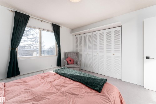 302 11435 41 Avenue, Edmonton, AB - Indoor Photo Showing Bedroom