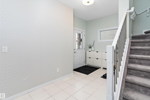 2927 11 Street, Edmonton, AB - Indoor Photo Showing Other Room