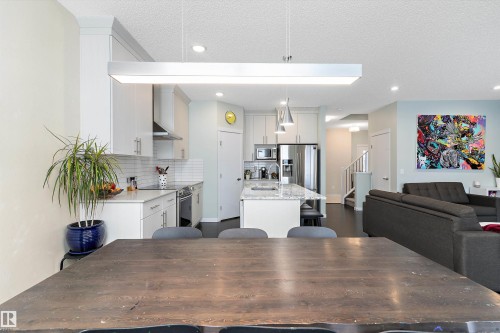 2927 11 Street, Edmonton, AB - Indoor