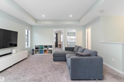 2927 11 Street, Edmonton, AB - Indoor Photo Showing Living Room