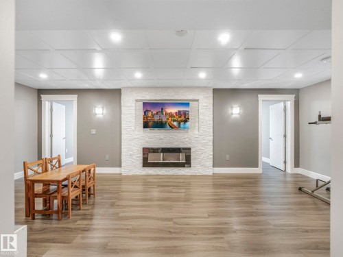 1785 Westerra Loop, Stony Plain, AB - Indoor With Fireplace