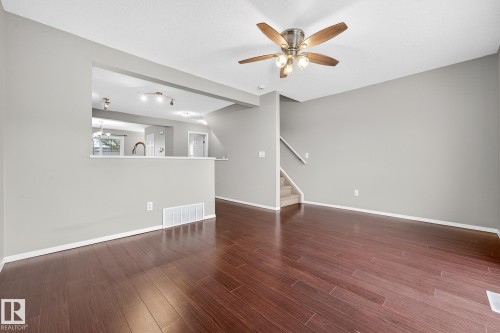 36 3751 12 Street, Edmonton, AB - Indoor Photo Showing Other Room