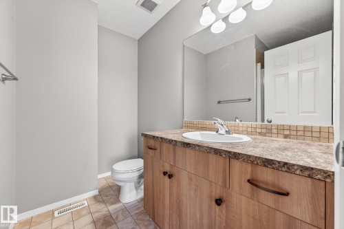 36 3751 12 Street, Edmonton, AB - Indoor Photo Showing Bathroom