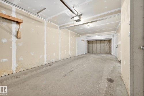 36 3751 12 Street, Edmonton, AB - Indoor Photo Showing Other Room