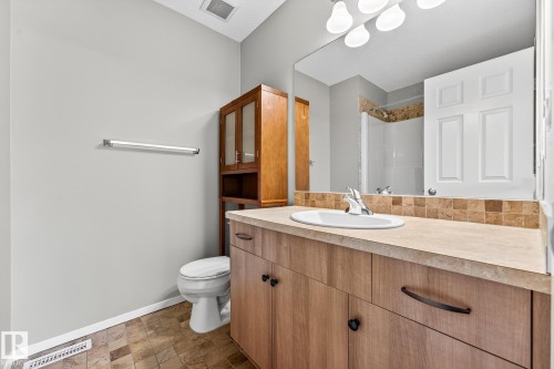 36 3751 12 Street, Edmonton, AB - Indoor Photo Showing Bathroom
