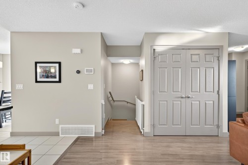 6 1150 Winderemere Way, Edmonton, AB - Indoor Photo Showing Other Room