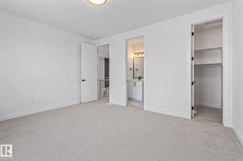 10 Enns Court, Fort Saskatchewan, AB - Indoor Photo Showing Other Room