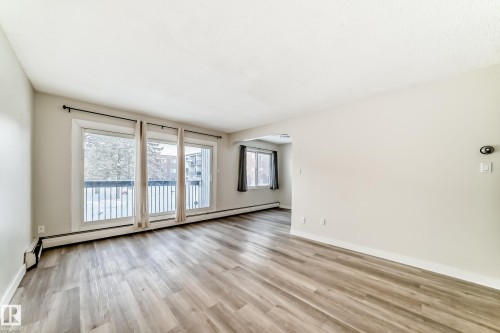 204 11420 40 Avenue, Edmonton, AB - Indoor Photo Showing Other Room