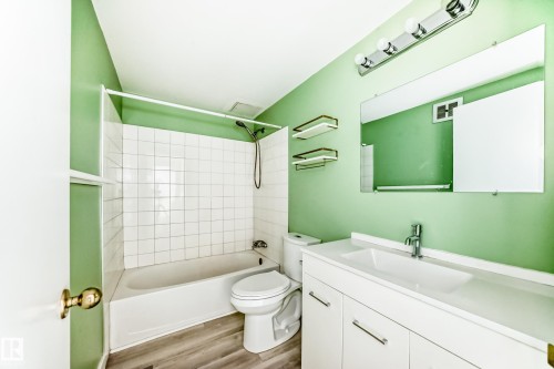 204 11420 40 Avenue, Edmonton, AB - Indoor Photo Showing Bathroom