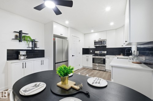 13507 124 Avenue, Edmonton, AB - Indoor Photo Showing Kitchen With Stainless Steel Kitchen With Double Sink