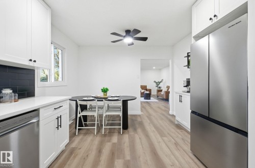 13507 124 Avenue, Edmonton, AB - Indoor