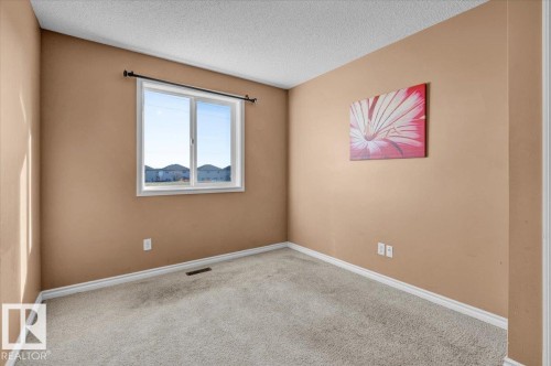 1853 28 Street, Edmonton, AB - Indoor Photo Showing Other Room