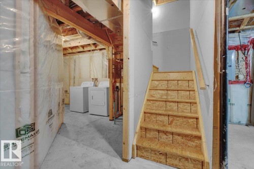 1853 28 Street, Edmonton, AB - Indoor Photo Showing Laundry Room