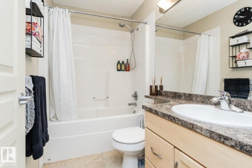 113 16035 132 Street, Edmonton, AB - Indoor Photo Showing Bathroom