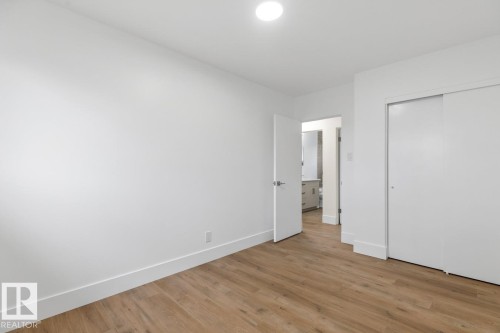 8316 68A Street, Edmonton, AB - Indoor Photo Showing Other Room