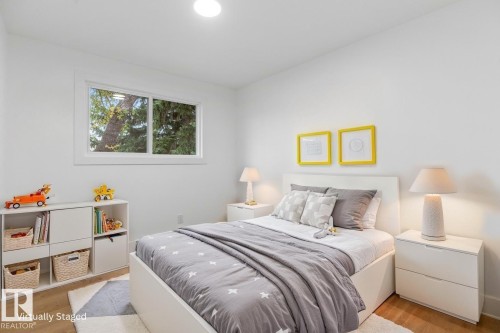 8316 68A Street, Edmonton, AB - Indoor Photo Showing Bedroom
