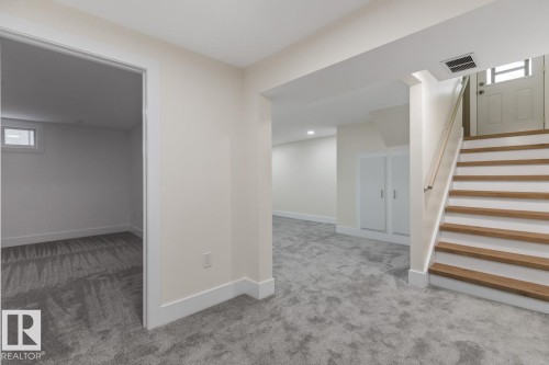 8316 68A Street, Edmonton, AB - Indoor Photo Showing Other Room