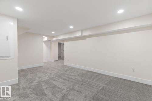8316 68A Street, Edmonton, AB - Indoor Photo Showing Other Room